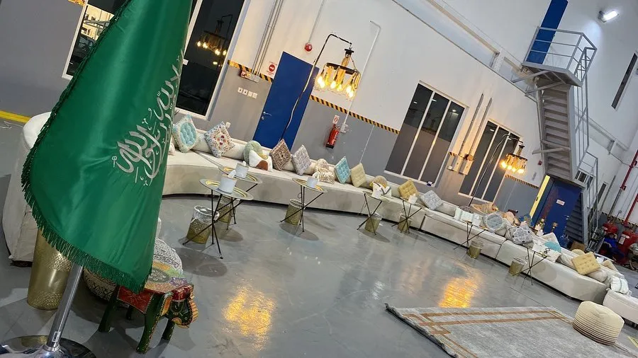 قهوجي وصبابين في الرياض